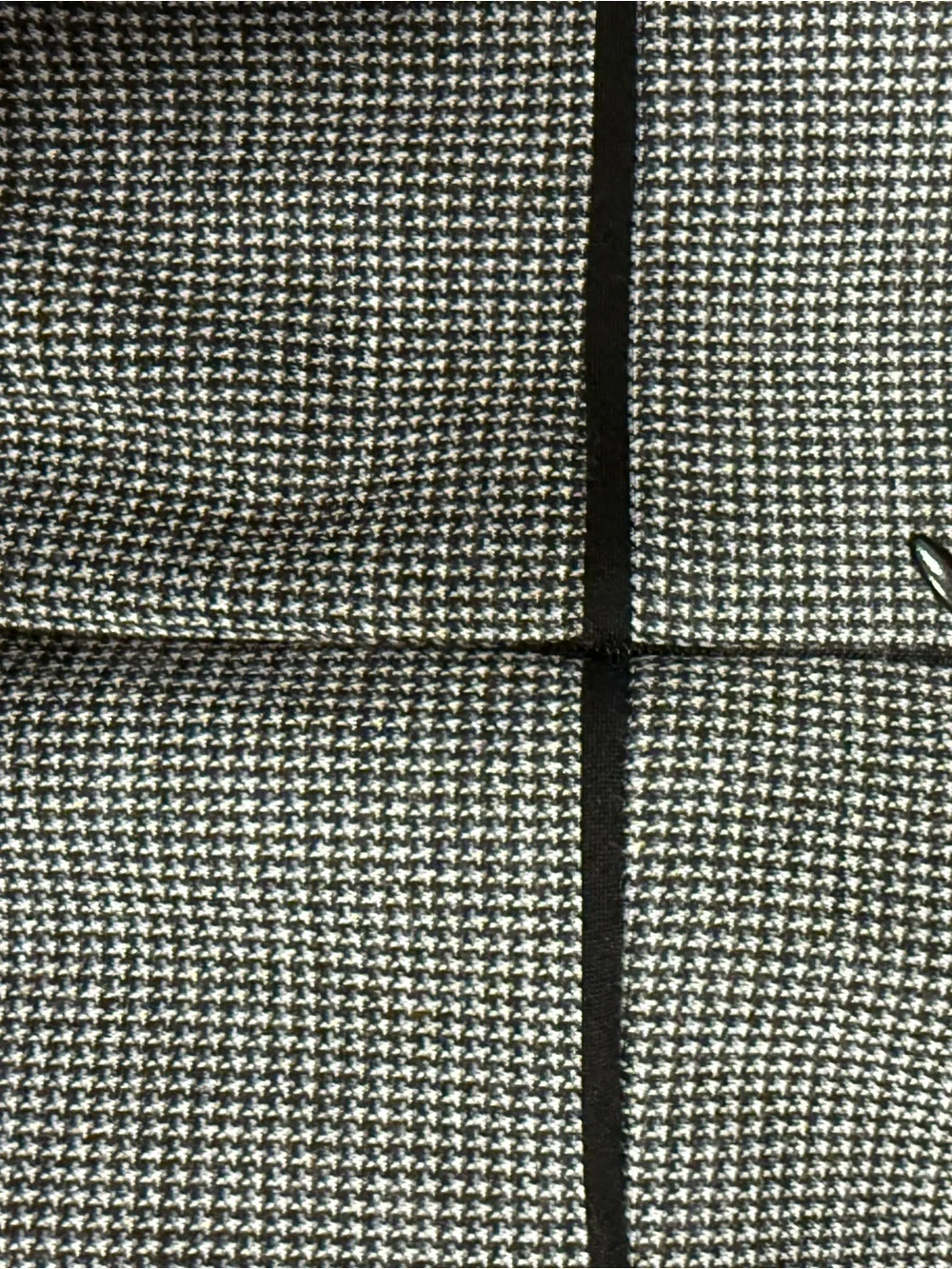 Calvin Klein Black-and-White Houndstooth Skirt with Black Piping